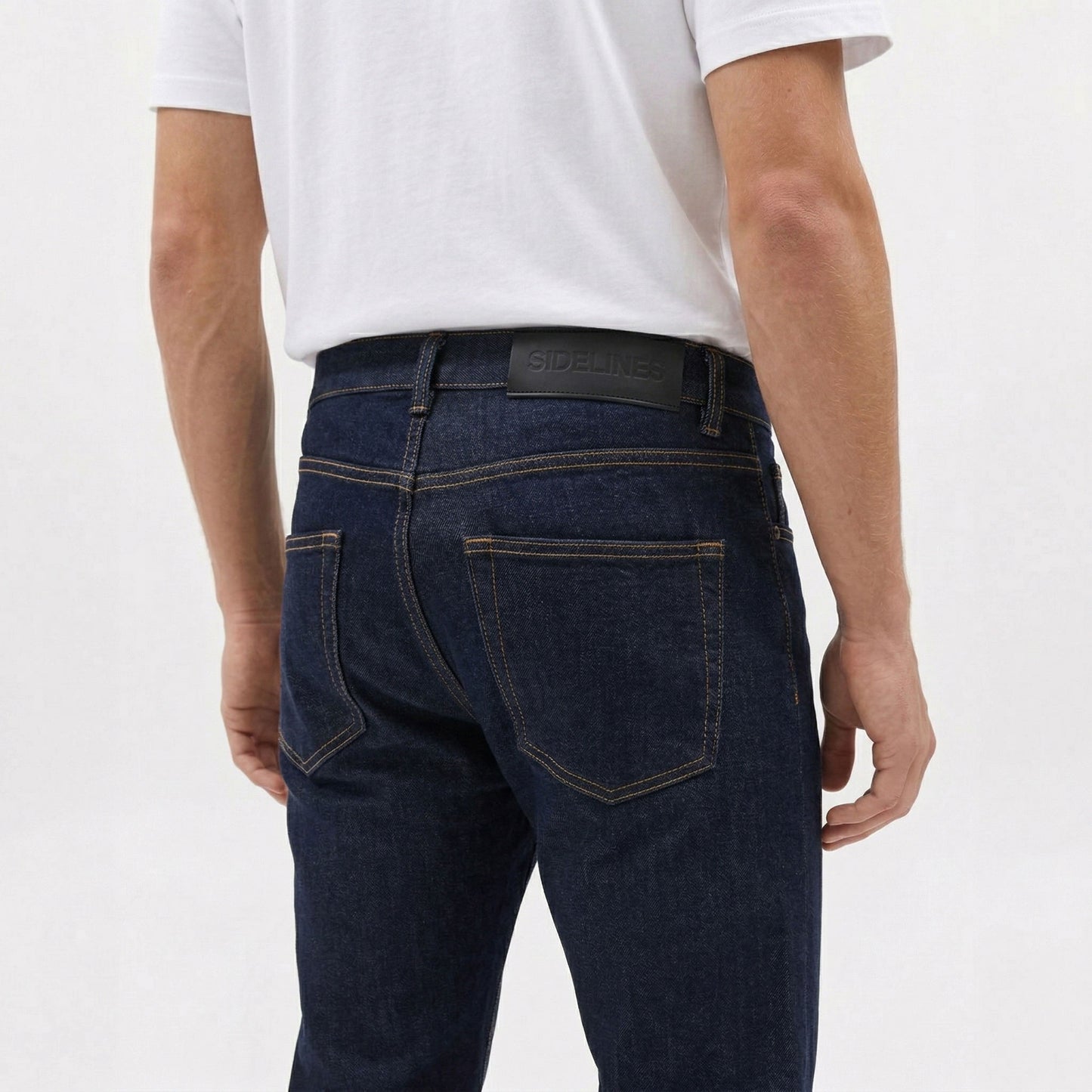 Indigo Rinse Slim Tapered Denim Jean